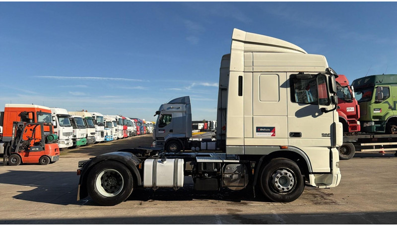 DAF XF 105.460 (BOITE MANUELLE / MANUAL GEARBOX) - شاحنة جرار: صور 4 DAF XF 105.460 (BOITE MANUELLE / MANUAL GEARBOX) - شاحنة جرار: صور 4