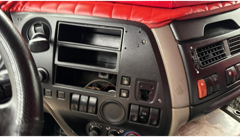 شاحنة جرار DAF XF 105.460 (BOITE MANUELLE / MANUAL GEARBOX): صور 15 شاحنة جرار DAF XF 105.460 (BOITE MANUELLE / MANUAL GEARBOX): صور 15