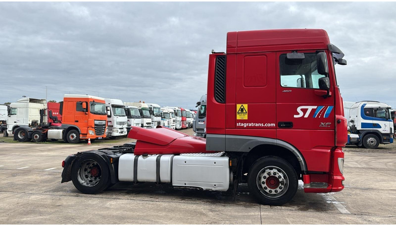 DAF XF 460 (BOITE MANUELLE / MANUAL GEARBOX) - شاحنة جرار: صور 5 DAF XF 460 (BOITE MANUELLE / MANUAL GEARBOX) - شاحنة جرار: صور 5