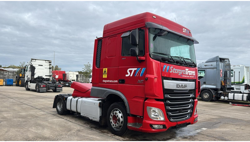 DAF XF 460 (BOITE MANUELLE / MANUAL GEARBOX) - شاحنة جرار: صور 3 DAF XF 460 (BOITE MANUELLE / MANUAL GEARBOX) - شاحنة جرار: صور 3
