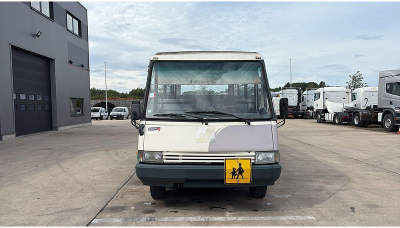 Iveco 59-12 (BELGIAN BUS / 29 SEATS / MANUAL PUMP / LAMES / STEEL SUSP.) - النقل الحضري: صور 5 Iveco 59-12 (BELGIAN BUS / 29 SEATS / MANUAL PUMP / LAMES / STEEL SUSP.) - النقل الحضري: صور 5