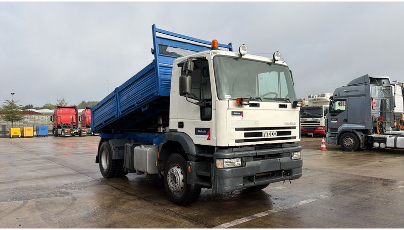 Iveco Eurotech 190 E 34 (POMPE MANUELLE / BOITE MANUELLE / MANUAL PUMP / FULL STEEL SUSP. / LAMES) - قلابات: صور 2 Iveco Eurotech 190 E 34 (POMPE MANUELLE / BOITE MANUELLE / MANUAL PUMP / FULL STEEL SUSP. / LAMES) - قلابات: صور 2