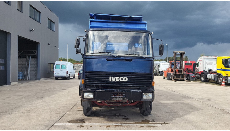 Iveco Magirus 340-34 (GRAND PONT / LAMES / POMPE MANUELLE / PARFAIT) - قلابات: صور 2 Iveco Magirus 340-34 (GRAND PONT / LAMES / POMPE MANUELLE / PARFAIT) - قلابات: صور 2