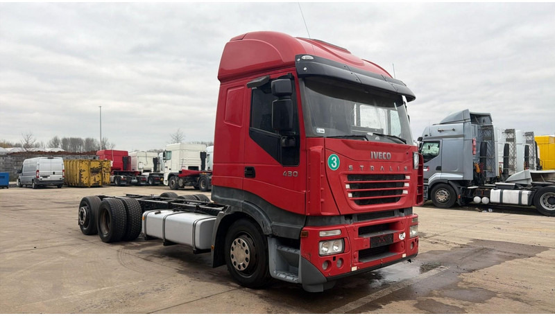 Iveco Stralis 430 (6X2 / AIRCO) - الشاسيه شاحنة: صور 3 Iveco Stralis 430 (6X2 / AIRCO) - الشاسيه شاحنة: صور 3