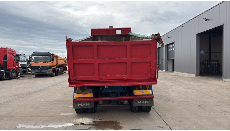 MAN 32.343 (LAMES / STEEL SUSP. / 8X4 / GRAND PONT / BIG AXLE) - قلابات: صور 5 MAN 32.343 (LAMES / STEEL SUSP. / 8X4 / GRAND PONT / BIG AXLE) - قلابات: صور 5
