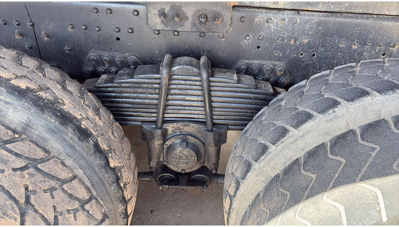 قلابات MAN 35.372 (MANUAL PUMP / 6 CYLINDER / BIG AXLE / STEEL SUSP.): صور 16 قلابات MAN 35.372 (MANUAL PUMP / 6 CYLINDER / BIG AXLE / STEEL SUSP.): صور 16