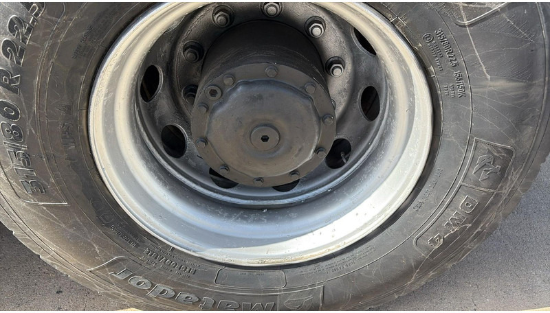 قلابات MAN 35.372 (MANUAL PUMP / 6 CYLINDER / BIG AXLE / STEEL SUSP.): صور 18 قلابات MAN 35.372 (MANUAL PUMP / 6 CYLINDER / BIG AXLE / STEEL SUSP.): صور 18