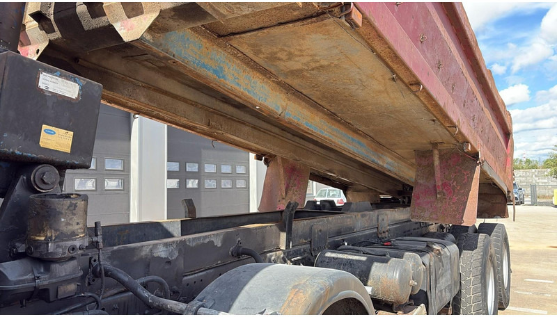 قلابات MAN 35.372 (MANUAL PUMP / 6 CYLINDER / BIG AXLE / STEEL SUSP.): صور 17 قلابات MAN 35.372 (MANUAL PUMP / 6 CYLINDER / BIG AXLE / STEEL SUSP.): صور 17