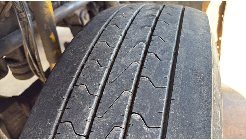 قلابات MAN 35.372 (MANUAL PUMP / 6 CYLINDER / BIG AXLE / STEEL SUSP.): صور 9 قلابات MAN 35.372 (MANUAL PUMP / 6 CYLINDER / BIG AXLE / STEEL SUSP.): صور 9