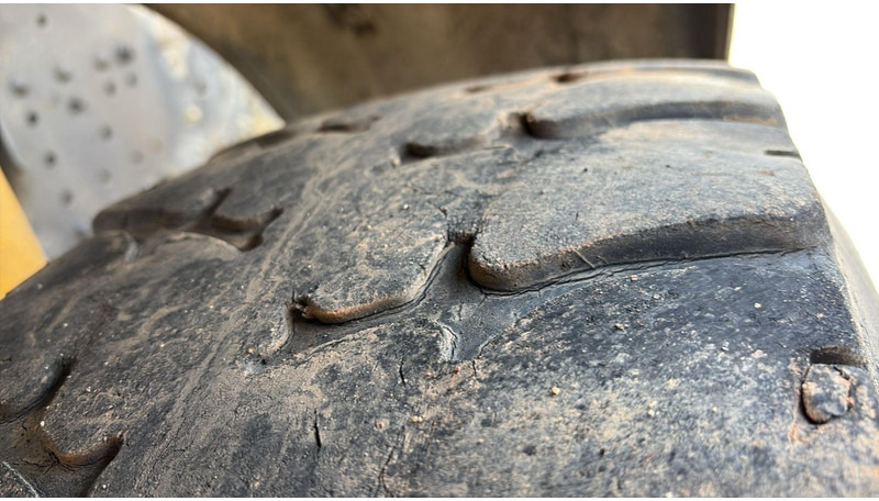 قلابات MAN 35.372 (MANUAL PUMP / 6 CYLINDER / BIG AXLE / STEEL SUSP.): صور 15 قلابات MAN 35.372 (MANUAL PUMP / 6 CYLINDER / BIG AXLE / STEEL SUSP.): صور 15