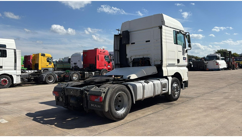 MAN TGA 18.440 (BOITE MANUELLE / MANUAL GEARBOX) - شاحنة جرار: صور 4 MAN TGA 18.440 (BOITE MANUELLE / MANUAL GEARBOX) - شاحنة جرار: صور 4