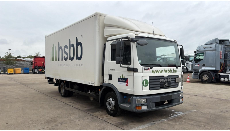 MAN TGL 8.180 (BELGIAN TRUCK / PERFECT CONDITION / MANUAL GEARBOX / LAMES / STEEL SUSP.) - بصندوق مغلق شاحنة: صور 3 MAN TGL 8.180 (BELGIAN TRUCK / PERFECT CONDITION / MANUAL GEARBOX / LAMES / STEEL SUSP.) - بصندوق مغلق شاحنة: صور 3