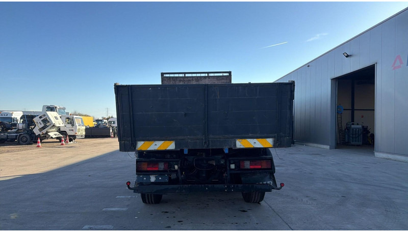 Mercedes-Benz ACTROS 2535 (EPS / BENNE / TIPPER / 8 ROUES / 3 PEDALES) - قلابات: صور 5 Mercedes-Benz ACTROS 2535 (EPS / BENNE / TIPPER / 8 ROUES / 3 PEDALES) - قلابات: صور 5