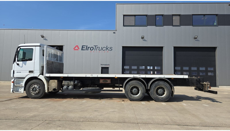 شاحنات مسطحة Mercedes-Benz Actros 2636 (6X4 / LAMES / GRAND PONT / MP2 / STEEL SUSP. / BOITE MANUELLE / MANUAL GEARBOX / 9M CHASSIS !!!): صور 8