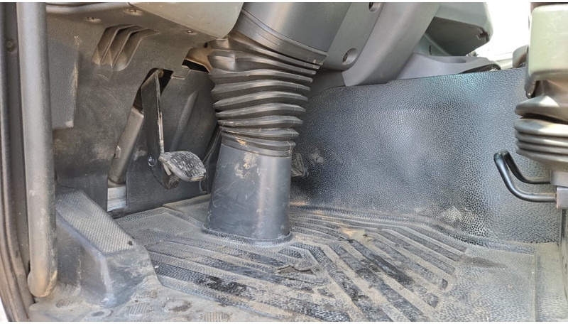 شاحنات مسطحة Mercedes-Benz Actros 2636 (6X4 / LAMES / GRAND PONT / MP2 / STEEL SUSP. / BOITE MANUELLE / MANUAL GEARBOX / 9M CHASSIS !!!): صور 13