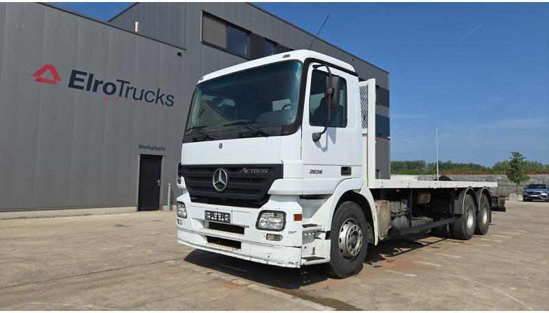 Mercedes-Benz Actros 2636 (6X4 / LAMES / GRAND PONT / MP2 / STEEL SUSP. / BOITE MANUELLE / MANUAL GEARBOX / 9M CHASSIS !!!) - شاحنات مسطحة: صور 1 Mercedes-Benz Actros 2636 (6X4 / LAMES / GRAND PONT / MP2 / STEEL SUSP. / BOITE MANUELLE / MANUAL GEARBOX / 9M CHASSIS !!!) - شاحنات مسطحة: صور 1