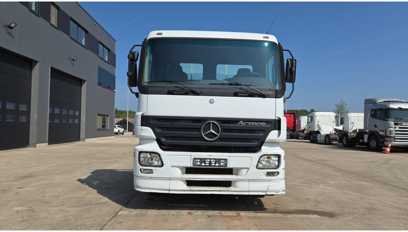 Mercedes-Benz Actros 2636 (6X4 / LAMES / GRAND PONT / MP2 / STEEL SUSP. / BOITE MANUELLE / MANUAL GEARBOX / 9M CHASSIS !!!) - شاحنات مسطحة: صور 2 Mercedes-Benz Actros 2636 (6X4 / LAMES / GRAND PONT / MP2 / STEEL SUSP. / BOITE MANUELLE / MANUAL GEARBOX / 9M CHASSIS !!!) - شاحنات مسطحة: صور 2