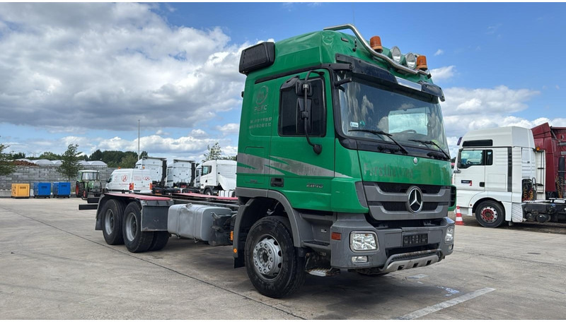 Mercedes-Benz Actros 2646 (LAMES / V6 / GRAND PONT / STEEL SUSP / MP3 / BOITE MANUELLE) - الشاسيه شاحنة: صور 2 Mercedes-Benz Actros 2646 (LAMES / V6 / GRAND PONT / STEEL SUSP / MP3 / BOITE MANUELLE) - الشاسيه شاحنة: صور 2