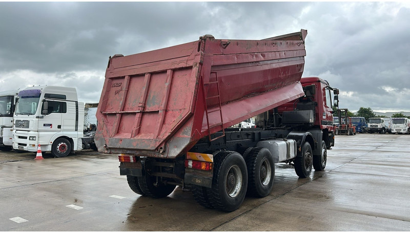 Mercedes-Benz Actros 4143 (BOITE MANUELLE / 8X8 / MANUAL GEARBOX / LAMES / GRAND PONT / BIG AXLE) - قلابات: صور 5 Mercedes-Benz Actros 4143 (BOITE MANUELLE / 8X8 / MANUAL GEARBOX / LAMES / GRAND PONT / BIG AXLE) - قلابات: صور 5