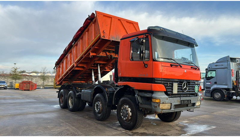 Mercedes-Benz Actros 4143 (EPS / 8X6 / LAMES / GRAND PONT / STEEL SUSP. / BIG AXLE / V6) - قلابات: صور 3 Mercedes-Benz Actros 4143 (EPS / 8X6 / LAMES / GRAND PONT / STEEL SUSP. / BIG AXLE / V6) - قلابات: صور 3
