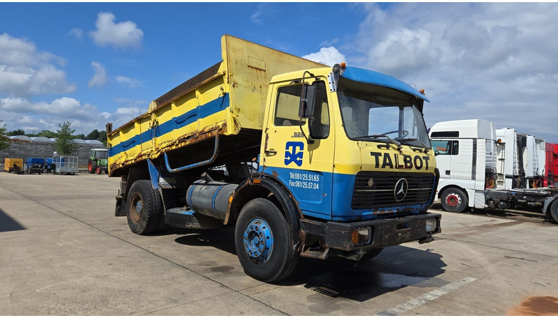 Mercedes-Benz SK 1928 (V8 / LAMES / GRAND PONT / BOITE MANUELLE / POMPE MANUELLE) - قلابات: صور 3 Mercedes-Benz SK 1928 (V8 / LAMES / GRAND PONT / BOITE MANUELLE / POMPE MANUELLE) - قلابات: صور 3