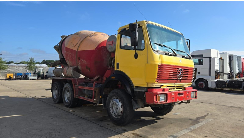 Mercedes-Benz SK 2527 (MALAXEUR / MIXER / POSSIBLE COMME CHASSIS / 6X4 / LAMES / GRAND PONT) - شاحنة خلاطة خرسانة: صور 5 Mercedes-Benz SK 2527 (MALAXEUR / MIXER / POSSIBLE COMME CHASSIS / 6X4 / LAMES / GRAND PONT) - شاحنة خلاطة خرسانة: صور 5