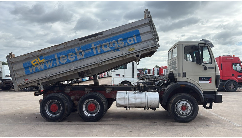 Mercedes-Benz SK 2527 (V6 / GRAND PONT / LAMES / BOITE MANUELLE / MANUAL GEARBOX) - قلابات: صور 4 Mercedes-Benz SK 2527 (V6 / GRAND PONT / LAMES / BOITE MANUELLE / MANUAL GEARBOX) - قلابات: صور 4