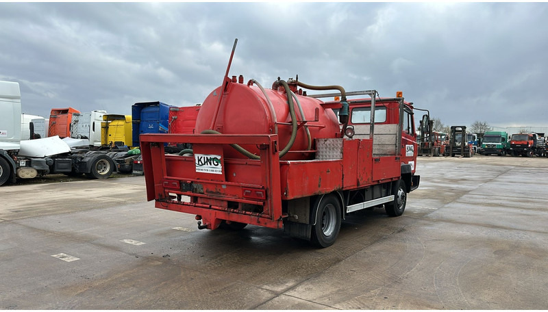 Mercedes-Benz SK 814 (VIDANGEUR / VACUUM / AUXILAIRY / SPER / STEEL SUSP. / LAMES) - فراغ شاحنة: صور 5 Mercedes-Benz SK 814 (VIDANGEUR / VACUUM / AUXILAIRY / SPER / STEEL SUSP. / LAMES) - فراغ شاحنة: صور 5