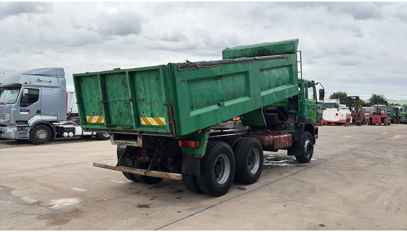 Renault G 300 MAXTER (GRAND PONT / POMPE MANUELLE / 6X4) - قلابات: صور 5 Renault G 300 MAXTER (GRAND PONT / POMPE MANUELLE / 6X4) - قلابات: صور 5