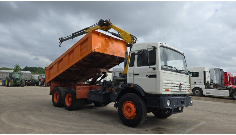 Renault G 300 Manager (POMPE MANUELLE / GRUE COPMA 90.2 / LAMES / 6X4 / GRAND PONT) - قلابات, شاحنة كرين: صور 3 Renault G 300 Manager (POMPE MANUELLE / GRUE COPMA 90.2 / LAMES / 6X4 / GRAND PONT) - قلابات, شاحنة كرين: صور 3