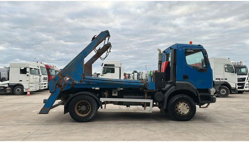 Renault KERAX (GRAND PONT / LAMES / PROPRE / BOITE MANUELLE / STEEL SUSP.) - شاحنات قابلة للفك شاحنة: صور 4 Renault KERAX (GRAND PONT / LAMES / PROPRE / BOITE MANUELLE / STEEL SUSP.) - شاحنات قابلة للفك شاحنة: صور 4