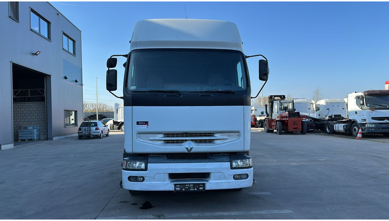 Renault Premium 420 (TRES PROPRE / PARFAIT ETAT / BOITE MANUELLE / MANUAL GEARBOX) - شاحنة جرار: صور 5 Renault Premium 420 (TRES PROPRE / PARFAIT ETAT / BOITE MANUELLE / MANUAL GEARBOX) - شاحنة جرار: صور 5