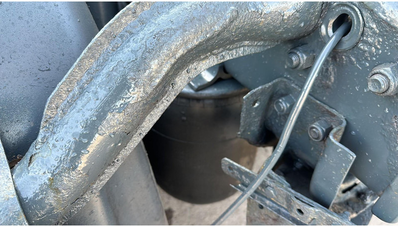 تأجير Scania 124-420 Topline (MANUAL GEARBOX / BOITE MANUELLE) Scania 124-420 Topline (MANUAL GEARBOX / BOITE MANUELLE): صور 12 تأجير Scania 124-420 Topline (MANUAL GEARBOX / BOITE MANUELLE) Scania 124-420 Topline (MANUAL GEARBOX / BOITE MANUELLE): صور 12