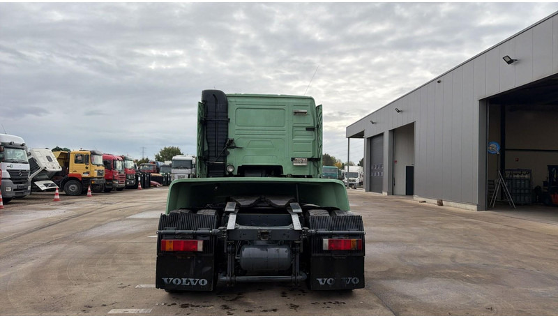 Volvo FH 12.380 (BOITE MANUELLE / MANUAL GEARBOX) - شاحنة جرار: صور 5 Volvo FH 12.380 (BOITE MANUELLE / MANUAL GEARBOX) - شاحنة جرار: صور 5