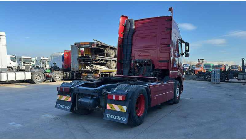 Volvo FH 400 (MANUAL GEARBOX / EURO 5 / BOITE MANUELLE) - شاحنة جرار: صور 5 Volvo FH 400 (MANUAL GEARBOX / EURO 5 / BOITE MANUELLE) - شاحنة جرار: صور 5