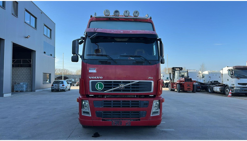 Volvo FH 400 (MANUAL GEARBOX / EURO 5 / BOITE MANUELLE) - شاحنة جرار: صور 2 Volvo FH 400 (MANUAL GEARBOX / EURO 5 / BOITE MANUELLE) - شاحنة جرار: صور 2