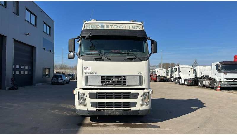 Volvo FH 440 (GOOD CONDITION / BONNE ETAT) - شاحنة جرار: صور 2 Volvo FH 440 (GOOD CONDITION / BONNE ETAT) - شاحنة جرار: صور 2