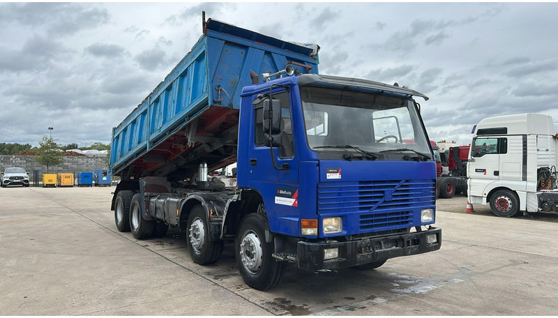 Volvo FL 12.380 (8X4 /STEEL SUSP. / BOITE MANUELLE / MANUAL GEARBOX) - قلابات: صور 3 Volvo FL 12.380 (8X4 /STEEL SUSP. / BOITE MANUELLE / MANUAL GEARBOX) - قلابات: صور 3