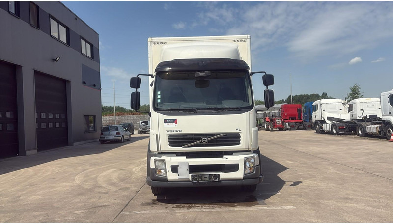 Volvo FL 260 (LIFT 2000 KG / PERFECT BELGIAN TRUCK / 18 TON / EURO 5) - بصندوق مغلق شاحنة: صور 2 Volvo FL 260 (LIFT 2000 KG / PERFECT BELGIAN TRUCK / 18 TON / EURO 5) - بصندوق مغلق شاحنة: صور 2