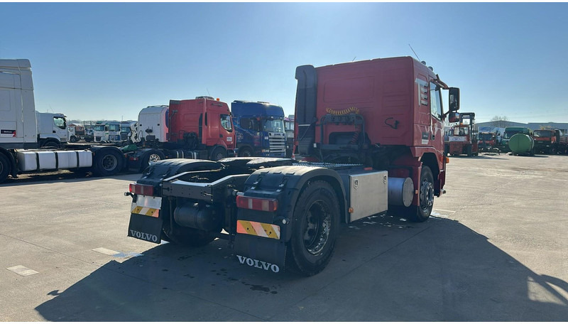 Volvo FM 340 (BELGIAN TRUCK / PERFECT CONDITION / GOOD TYRES / 460.000 KM) - شاحنة جرار: صور 2 Volvo FM 340 (BELGIAN TRUCK / PERFECT CONDITION / GOOD TYRES / 460.000 KM) - شاحنة جرار: صور 2