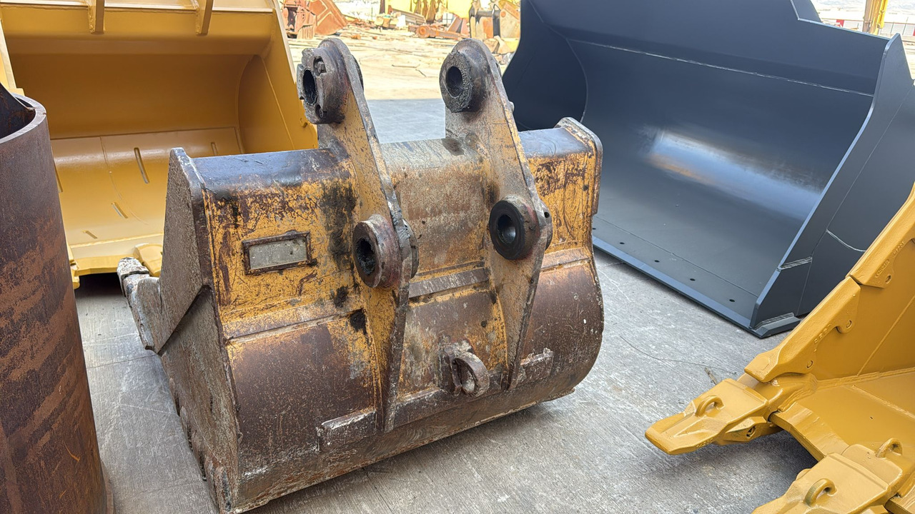 CATERPILLAR 320 General Purpose Bucket - بكت حفار - حفارات زحافة: صور 3 CATERPILLAR 320 General Purpose Bucket - بكت حفار - حفارات زحافة: صور 3