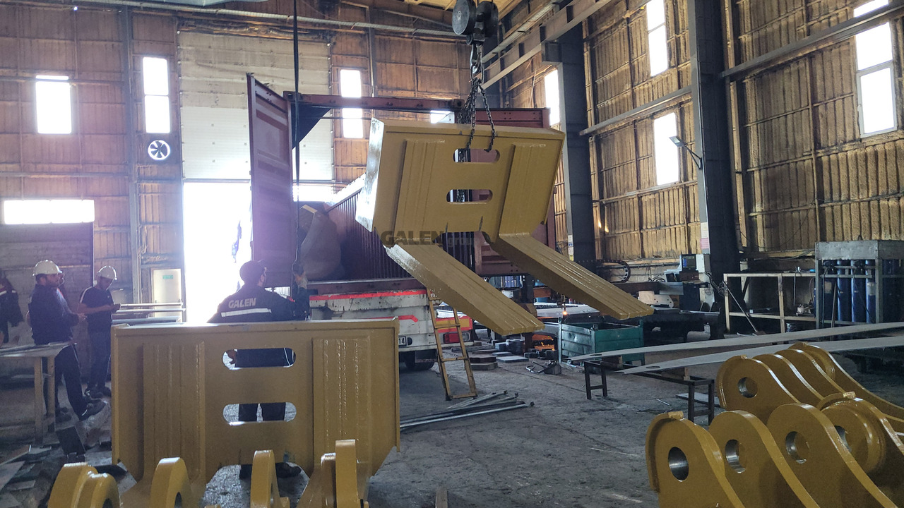 CATERPILLAR 988 Marble Attachments - شوكات - اللودر بعجل: صور 1 CATERPILLAR 988 Marble Attachments - شوكات - اللودر بعجل: صور 1