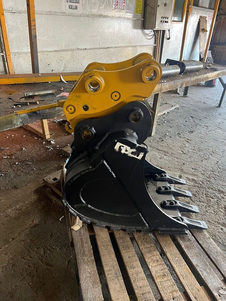 Caterpillar 305 Digging Bucket - بكت حفار: صور 2 Caterpillar 305 Digging Bucket - بكت حفار: صور 2