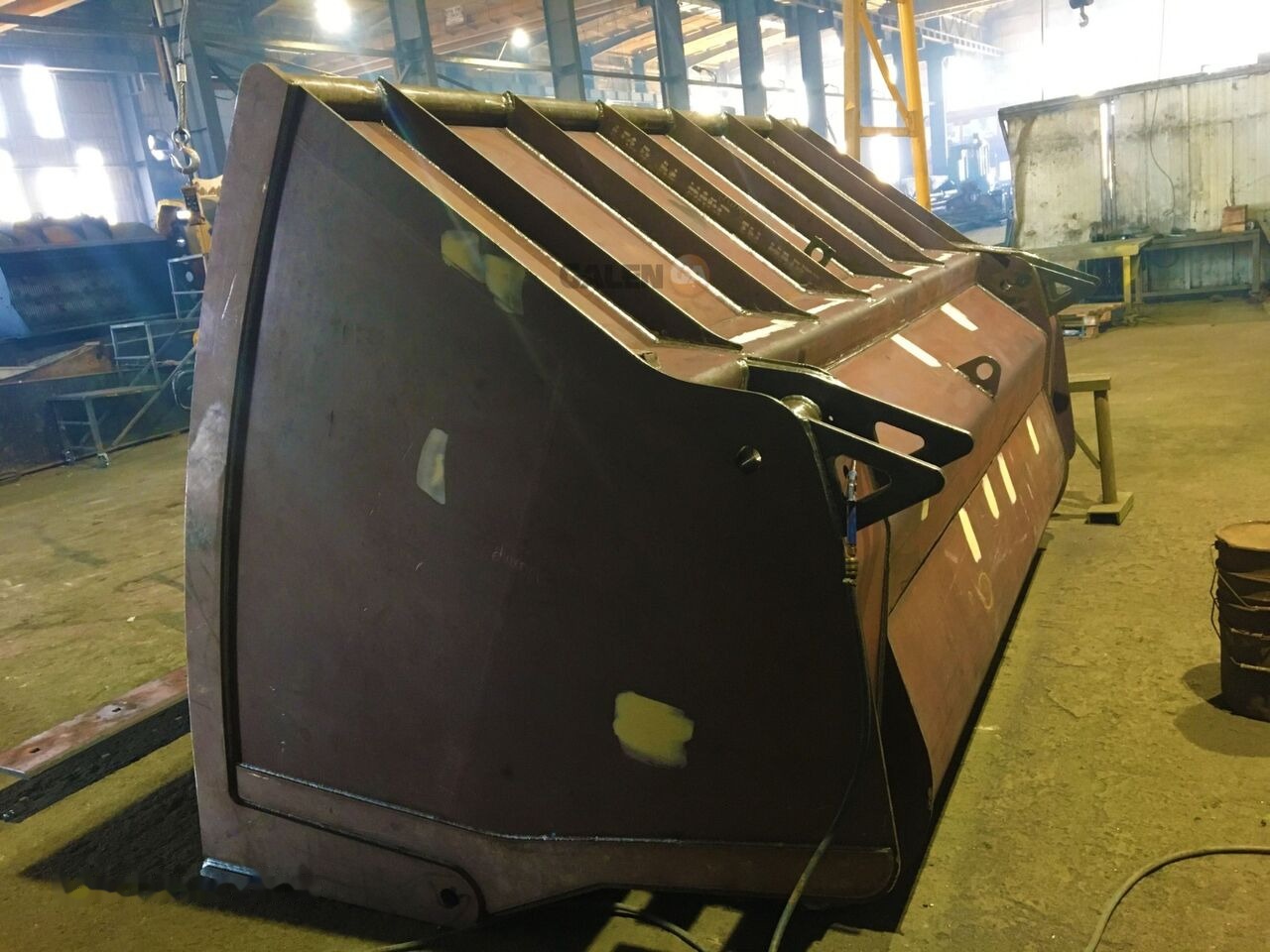 Galen High Dump Bucket - بكت شيول: صور 3 Galen High Dump Bucket - بكت شيول: صور 3