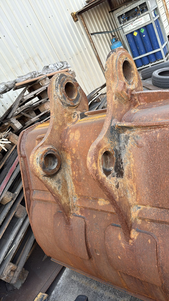 HITACHI Second Hand 50tons Bucket With Cheap Price - بكت حفار - حفارات زحافة: صور 2 HITACHI Second Hand 50tons Bucket With Cheap Price - بكت حفار - حفارات زحافة: صور 2