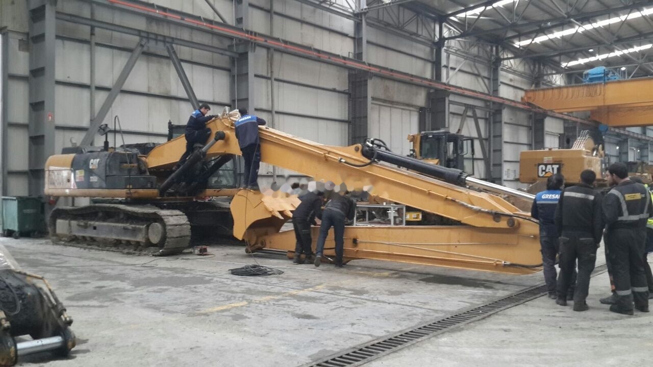 Hitachi ZX870 Long Reach Arm-Boom - ذراع الرافعة - حفارة: صور 4 Hitachi ZX870 Long Reach Arm-Boom - ذراع الرافعة - حفارة: صور 4