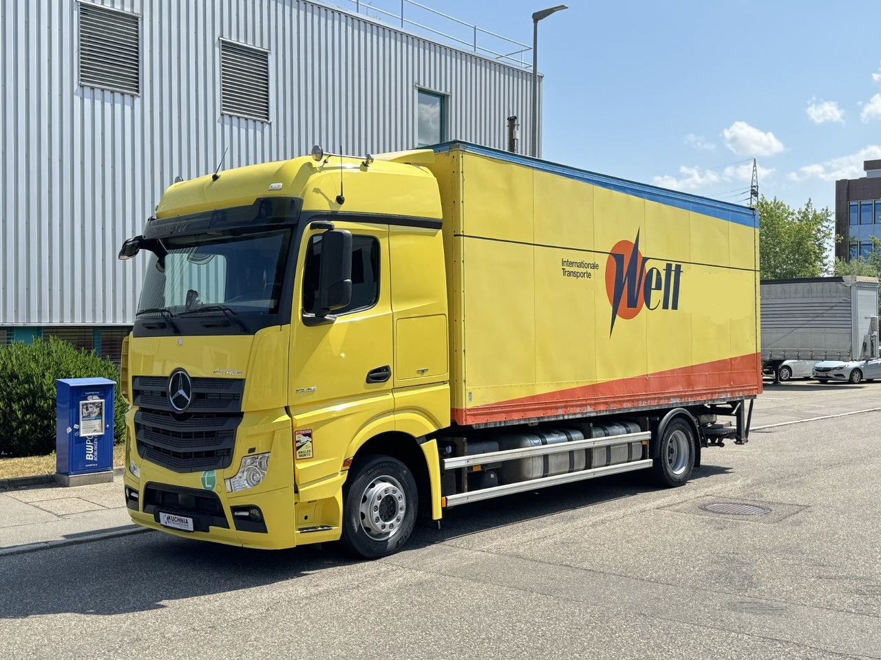 Mercedes-Benz Actros 1845 LL Gr.Haus AWL-Möbelkoffer uLBW - بصندوق مغلق شاحنة: صور 1 Mercedes-Benz Actros 1845 LL Gr.Haus AWL-Möbelkoffer uLBW - بصندوق مغلق شاحنة: صور 1