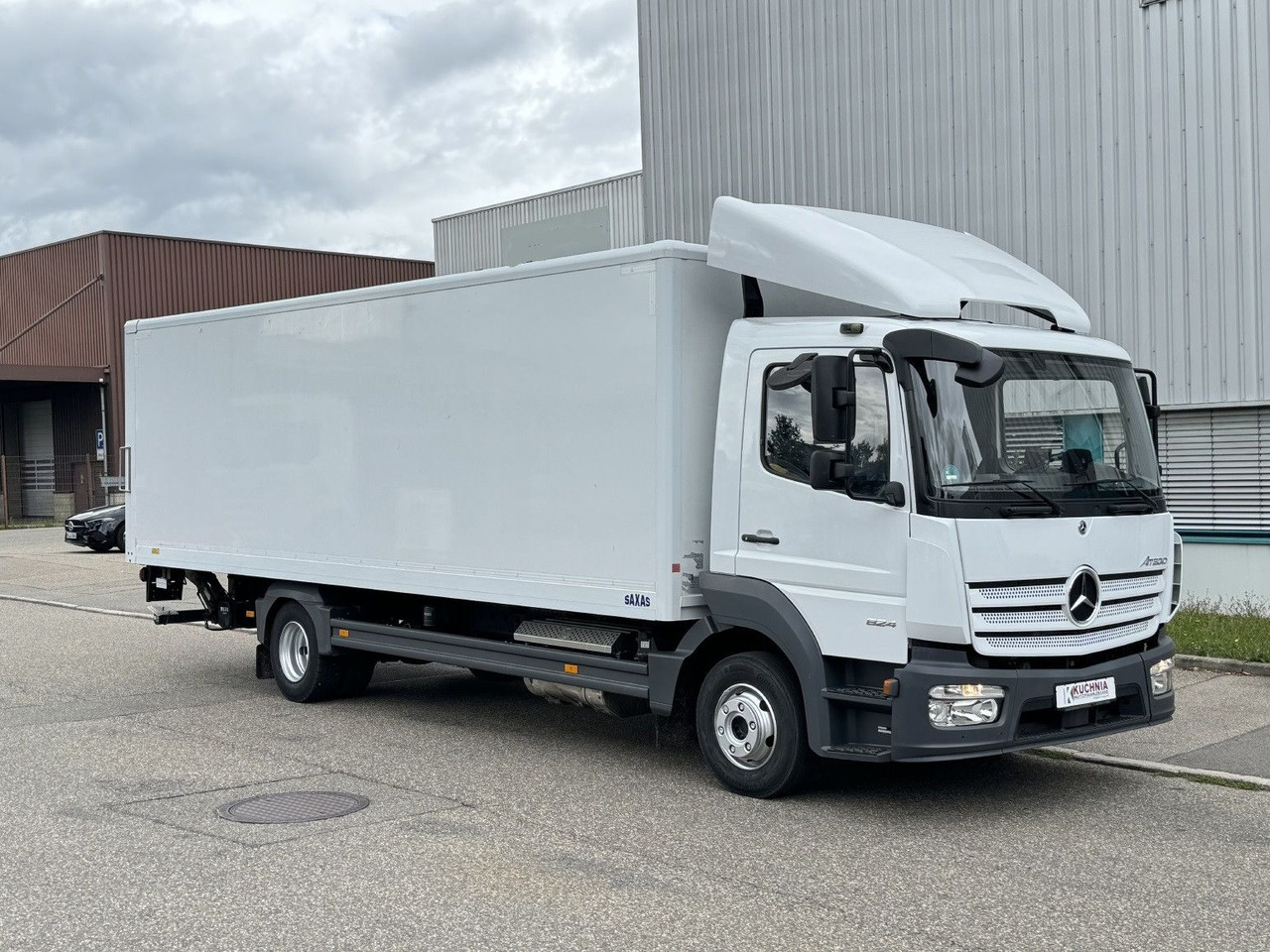 Mercedes-Benz Atego 824L Koffer 7,1m LBW Klima Diff. Sperre - الشاحنات الصغيرة صندوق مغلق: صور 3 Mercedes-Benz Atego 824L Koffer 7,1m LBW Klima Diff. Sperre - الشاحنات الصغيرة صندوق مغلق: صور 3