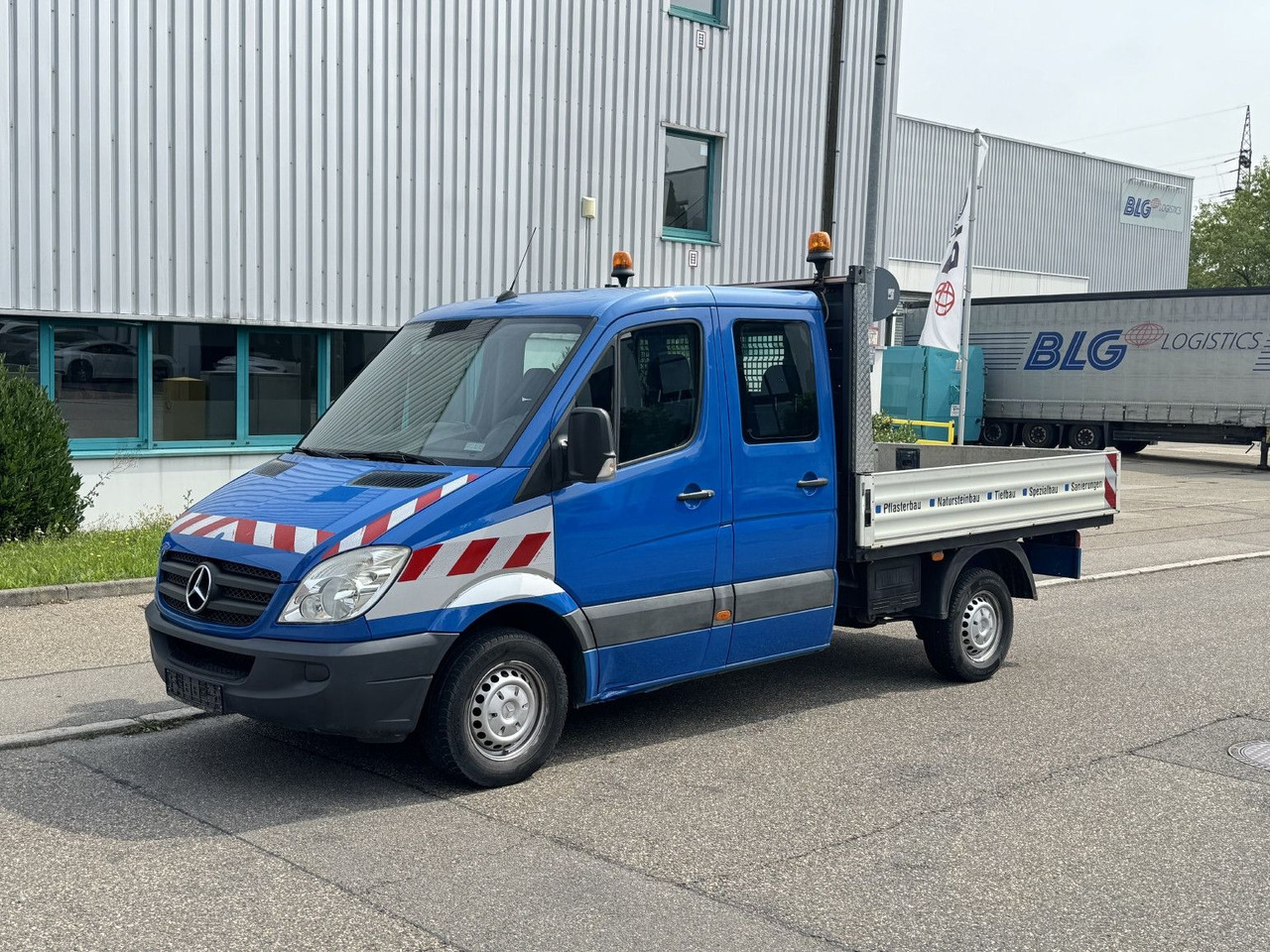 Mercedes-Benz Sprinter 319 V6 Doka Pritsche 2,7m ATM 120 Tkm - الشاحنات الصغيرة المسطحة, الشاحنات الصغيرة كابينة مزدوجة: صور 1 Mercedes-Benz Sprinter 319 V6 Doka Pritsche 2,7m ATM 120 Tkm - الشاحنات الصغيرة المسطحة, الشاحنات الصغيرة كابينة مزدوجة: صور 1