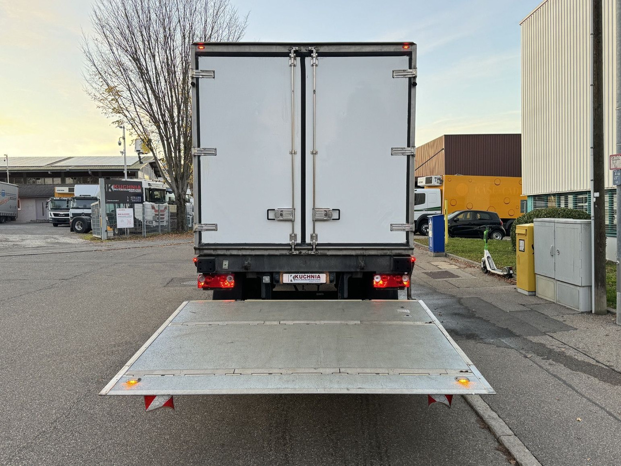 ROHR RAK/18 TK Tiefkühl MAXIMA 1000 Türen LBW 2t BPW - مبردة مقطورة: صور 4 ROHR RAK/18 TK Tiefkühl MAXIMA 1000 Türen LBW 2t BPW - مبردة مقطورة: صور 4